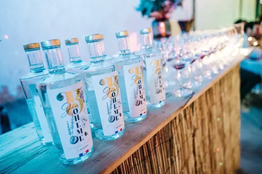 Le Gin Bohème, un gin 100% occitan aux arômes de lavande et citron, Toulouse, FRENCH BOTTLE